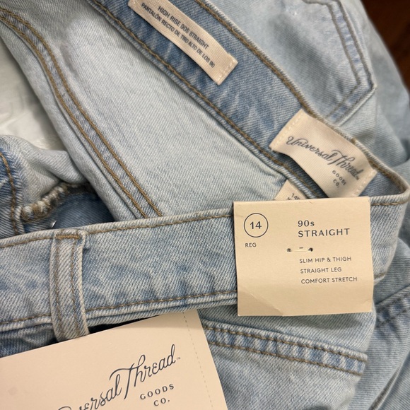 Universal Thread High-Rise 90's Straight Jeans, NWT - Picture 6 of 6